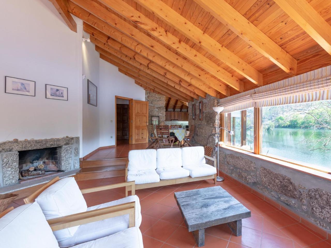 Traditional Mansion In Treixedo With Swimming Pool Exterior photo